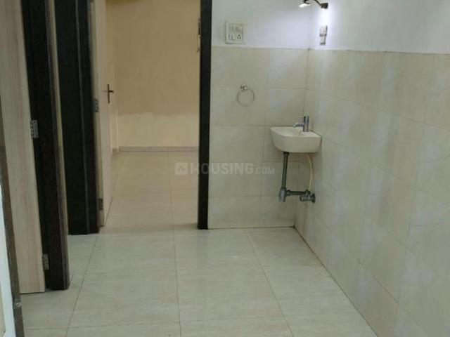 2 BHK Apartment in Dahisar East for rent Mumbai. The reference number is 21056385