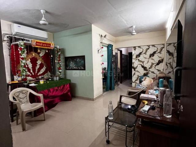 2 BHK Apartment in Dahisar East for rent Mumbai. The reference number is 21160309