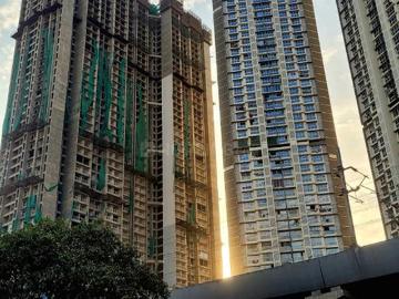 2 BHK Apartment in Dahisar East for resale Mumbai. The reference number is 20569995