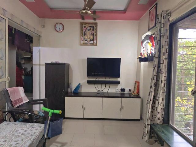 2 BHK Apartment in Dahisar East for resale Mumbai. The reference number is 21105365