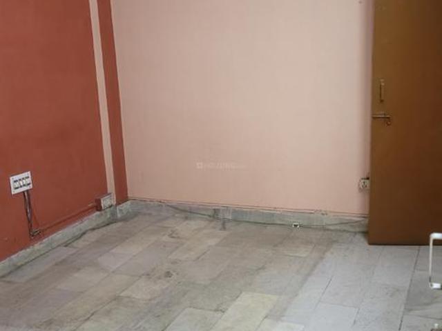 2 BHK Apartment in Darshan Purwa for rent Kanpur. The reference number is 10373930