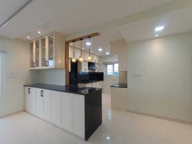 2 BHK Apartment in Devendra Nagar for resale Raipur. The reference number is 21030812