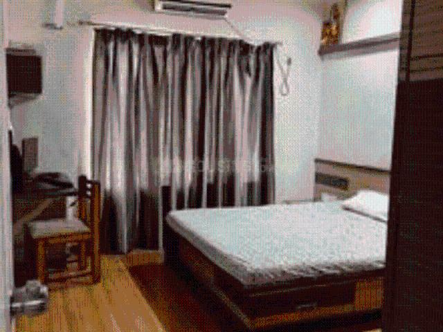 2 BHK Apartment in Deccan Gymkhana for rent Pune. The reference number is 19447496