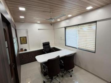 2 BHK Apartment in Deccan Gymkhana for rent Pune. The reference number is 20462401