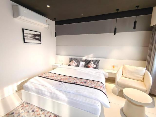 2 BHK Apartment in Dhulagori for resale Howrah. The reference number is 20389596