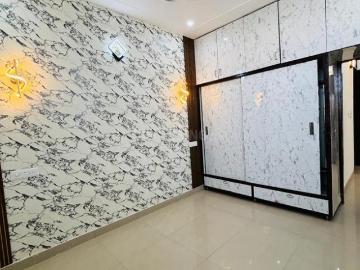 2 BHK Apartment in Dhakoli for resale Zirakpur. The reference number is 20354121
