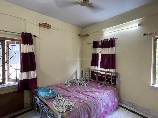2 BHK Apartment in Dhakuria for resale Kolkata. The reference number is 15898962