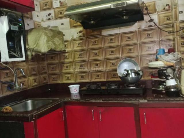 2 BHK Apartment in Dhakuria for resale Kolkata. The reference number is 19892605