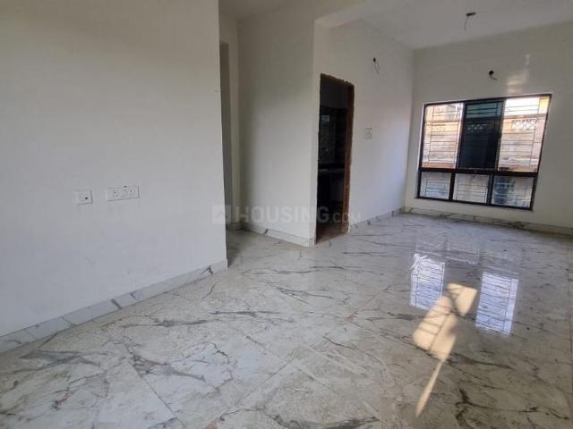 2 BHK Apartment in Dhakuria for resale Kolkata. The reference number is 20026434