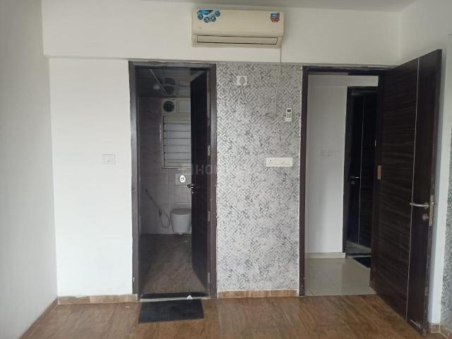 2 BHK Apartment in Dhanori for rent Pune. The reference number is 20982673