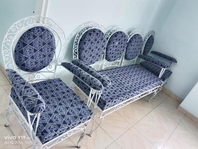 2 BHK Apartment in Dhanori for rent Pune. The reference number is 21057274