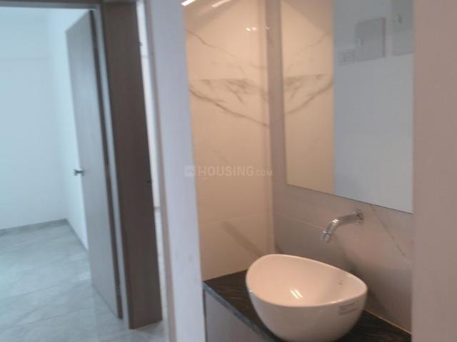 2 BHK Apartment in Dhanori for rent Pune. The reference number is 21062884