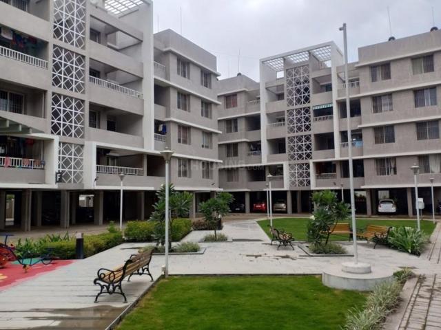 2 BHK Apartment in Dhanori for rent Pune. The reference number is 21139486