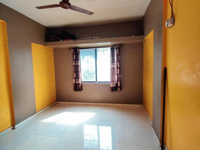 2 BHK Apartment in Dhankawadi for rent Pune. The reference number is 18960399