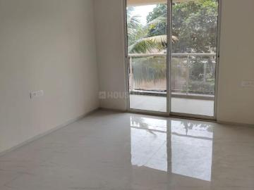 2 BHK Apartment in Dhankawadi for rent Pune. The reference number is 20420985