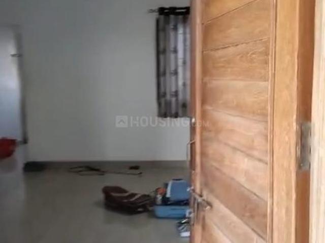 2 BHK Apartment in Dhantoli for rent Nagpur. The reference number is 21149006