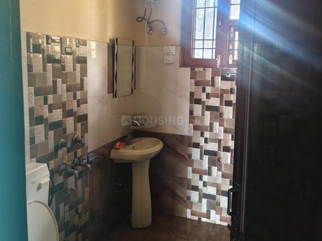2 BHK Apartment in Dharamsala for rent Kangra. The reference number is 21108316