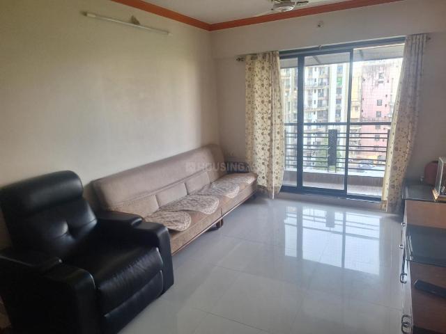 2 BHK Apartment in Dharamveer Nagar for rent Thane. The reference number is 18695686