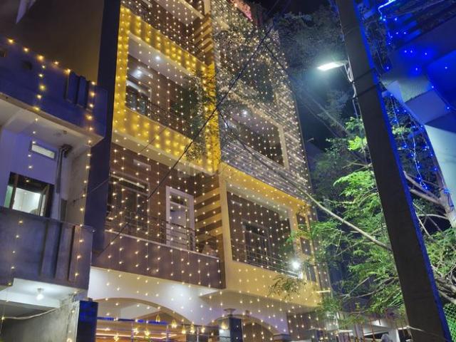 2 BHK Apartment in Dipugarha for rent Hazaribagh. The reference number is 18489232