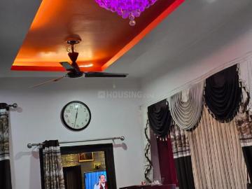 2 BHK Apartment in DLF Ankur Vihar for resale Ghaziabad. The reference number is 14382249