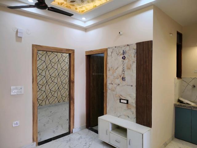 2 BHK Apartment in DLF Ankur Vihar for resale Ghaziabad. The reference number is 18713080