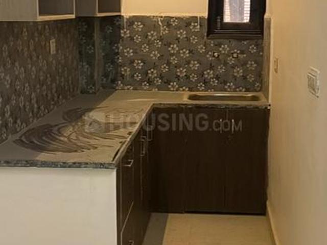 2 BHK Apartment in DLF Ankur Vihar for resale Ghaziabad. The reference number is 18749743