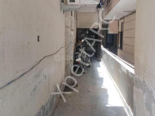 2 BHK Apartment in DLF Ankur Vihar for resale Ghaziabad. The reference number is 20445517