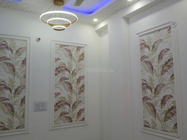 2 BHK Apartment in DLF Ankur Vihar for resale Ghaziabad. The reference number is 20952225