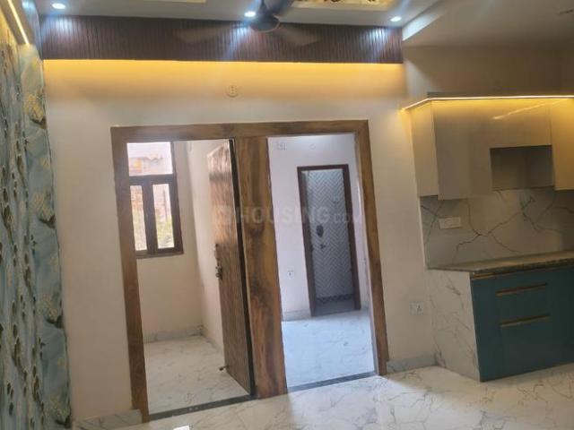 2 BHK Apartment in DLF Ankur Vihar for resale Ghaziabad. The reference number is 21218347