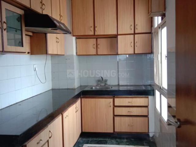 2 BHK Apartment in DLF Phase 4 for resale Gurgaon. The reference number is 21198174
