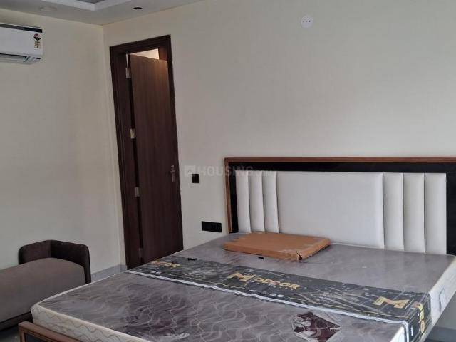 2 BHK Apartment in DLF Phase 5 for rent Gurgaon. The reference number is 20363883
