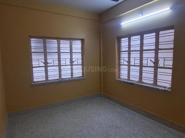 2 BHK Apartment in Dum Dum Cantonment for rent Kolkata. The reference number is 21361951