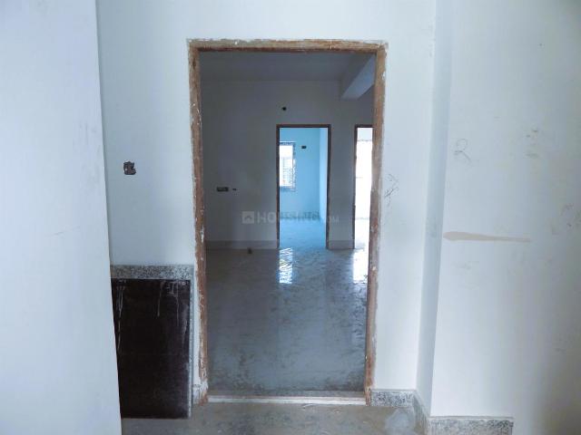 2 BHK Apartment in Dum Dum Cantonment for resale Kolkata. The reference number is 21089028