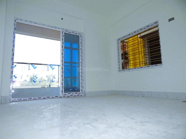 2 BHK Apartment in Dum Dum Cantonment for resale Kolkata. The reference number is 21089108