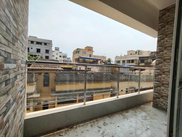 2 BHK Apartment in Dum Dum Cantonment for resale Kolkata. The reference number is 21189723