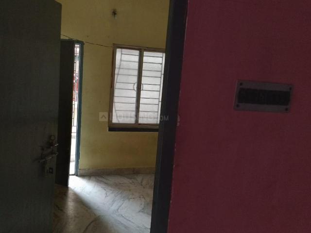 2 BHK Apartment in Dum Dum for rent Kolkata. The reference number is 18771070