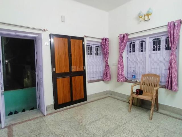 2 BHK Apartment in Dum Dum for rent Kolkata. The reference number is 20472458