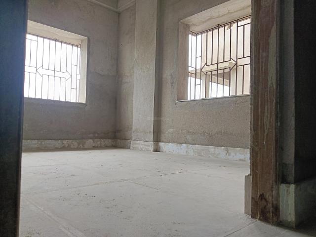 2 BHK Apartment in Dum Dum for resale Kolkata. The reference number is 21152184