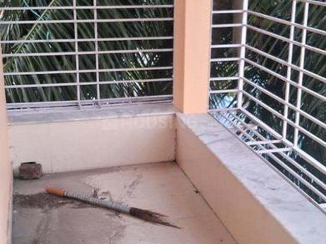 2 BHK Apartment in Dum Dum Park for rent Kolkata. The reference number is 21121893