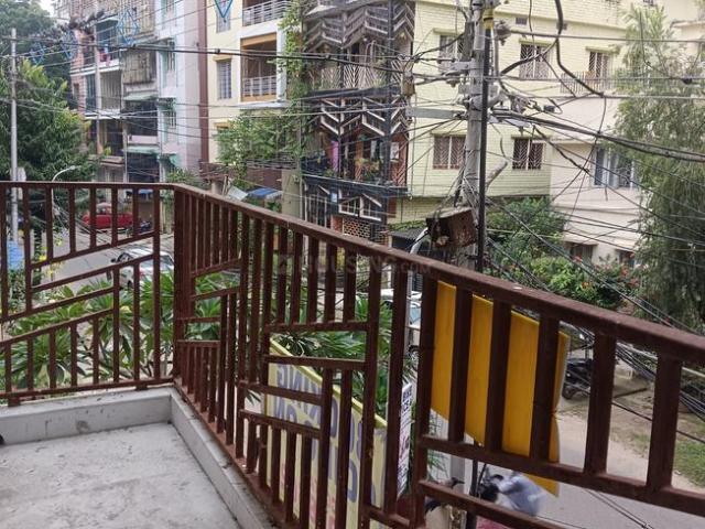 2 BHK Apartment in Dum Dum Park for resale Kolkata. The reference number is 21188908