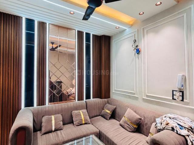 2 BHK Apartment in Dwarka Mor for rent New Delhi. The reference number is 20766563