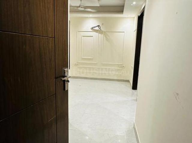 2 BHK Apartment in Dwarka Mor for rent New Delhi. The reference number is 21161802
