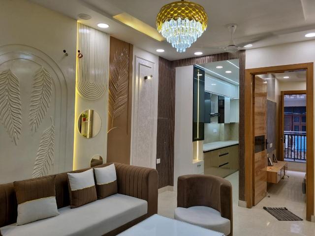 2 BHK Apartment in Dwarka Mor for resale New Delhi. The reference number is 19774436