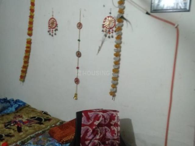 2 BHK Apartment in Dwarka Mor for resale New Delhi. The reference number is 20779079