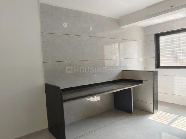 2 BHK Apartment in Dwarka for resale Nashik. The reference number is 19109141