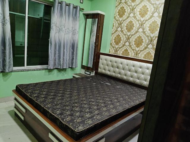 2 BHK Apartment in Entally for rent Kolkata. The reference number is 20829547