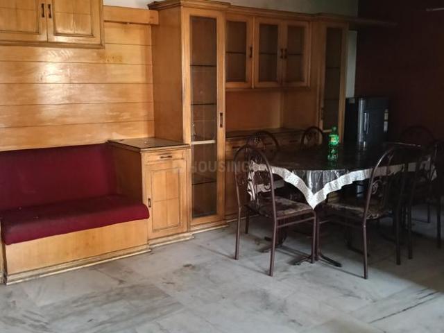 2 BHK Apartment in Entally for rent Kolkata. The reference number is 21137822