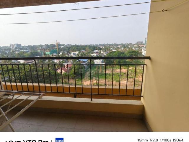 2 BHK Apartment in Edappally for rent Kochi. The reference number is 20582417