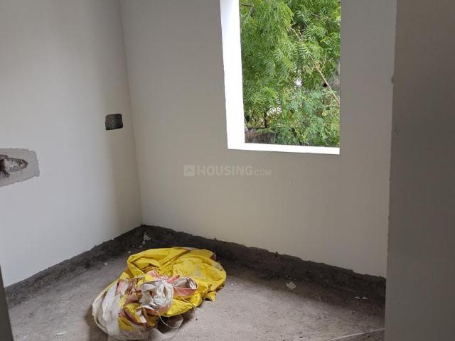 2 BHK Apartment in Egmore for rent Chennai. The reference number is 21040233