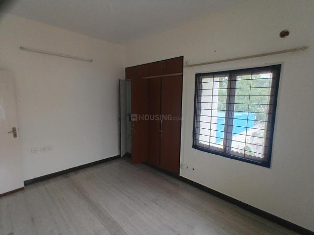 2 BHK Apartment in Egmore for rent Chennai. The reference number is 21107506